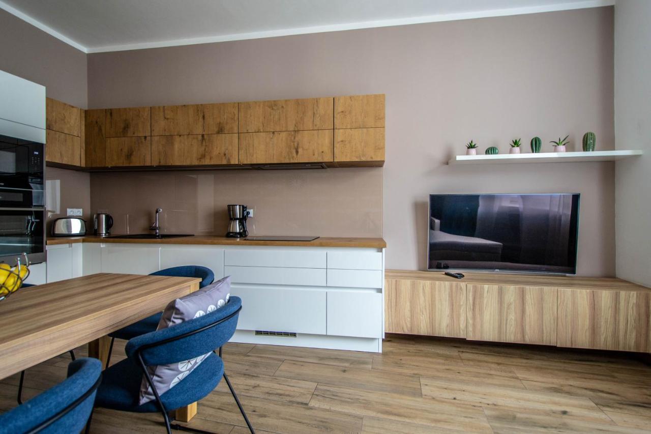Executive Bright Apt. By Ruterra Prague Exterior photo