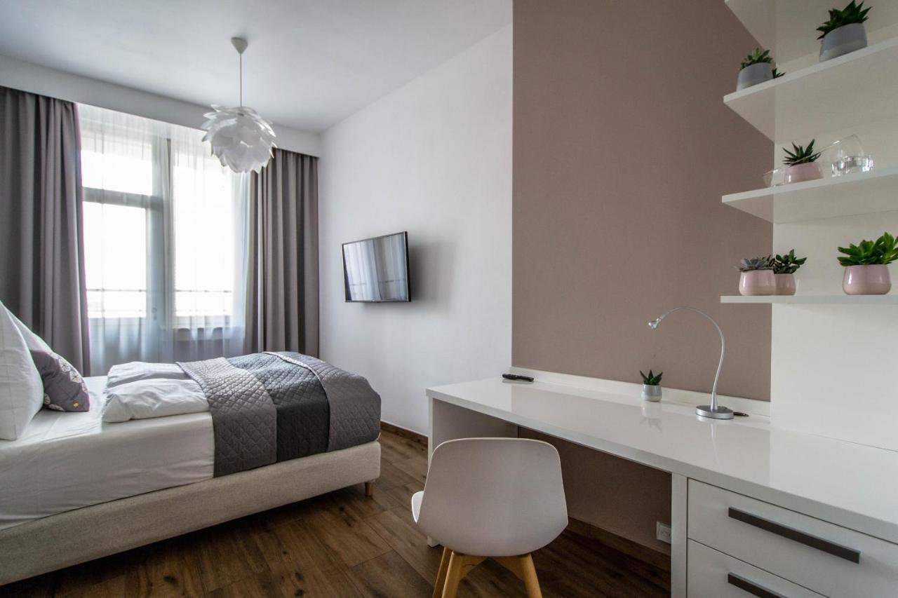 Executive Bright Apt. By Ruterra Prague Exterior photo