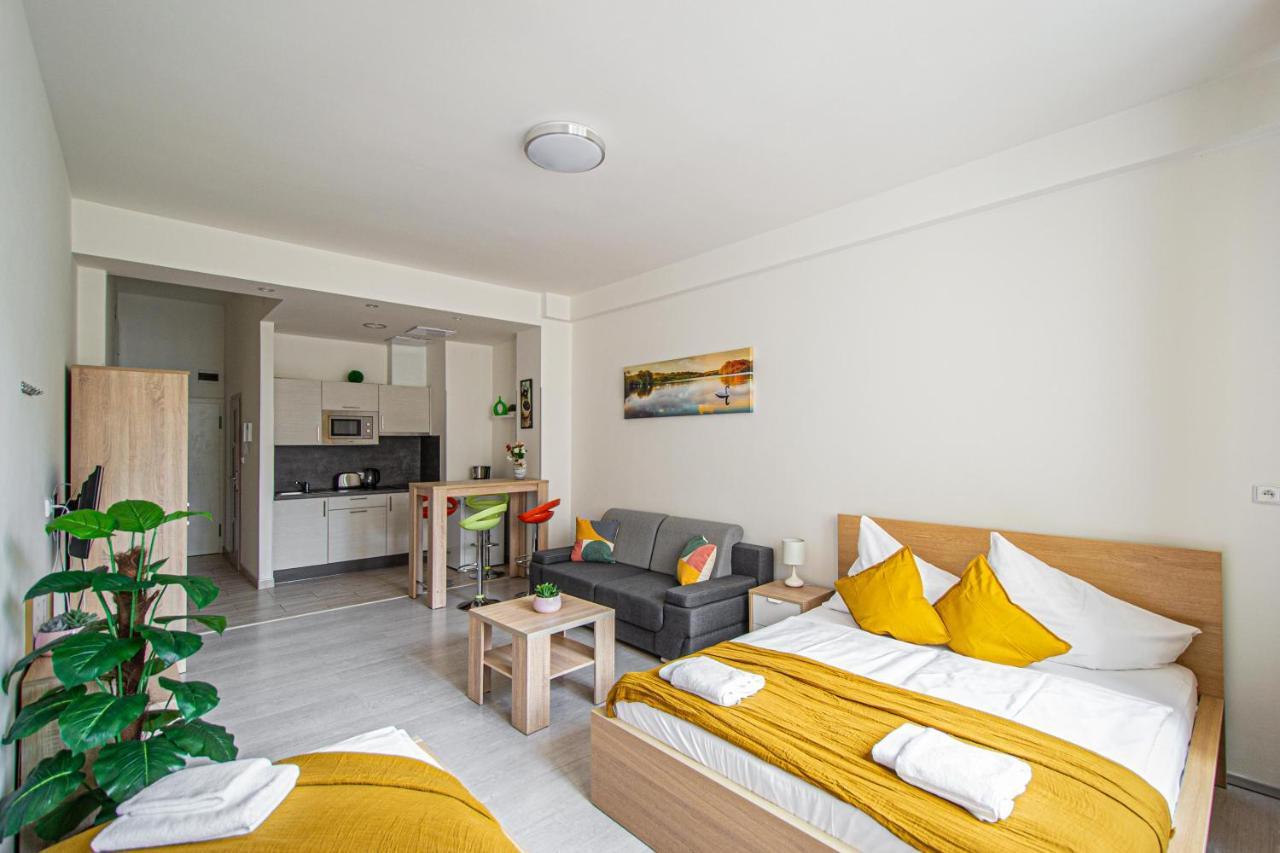 Executive Bright Apt. By Ruterra Prague Exterior photo