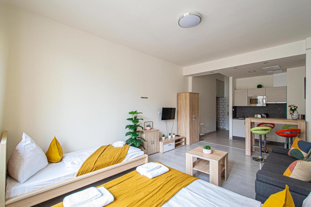 Executive Bright Apt. By Ruterra Prague Exterior photo