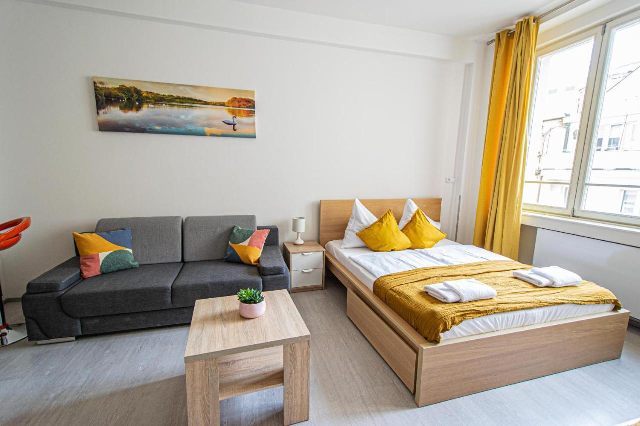 Executive Bright Apt. By Ruterra Prague Exterior photo