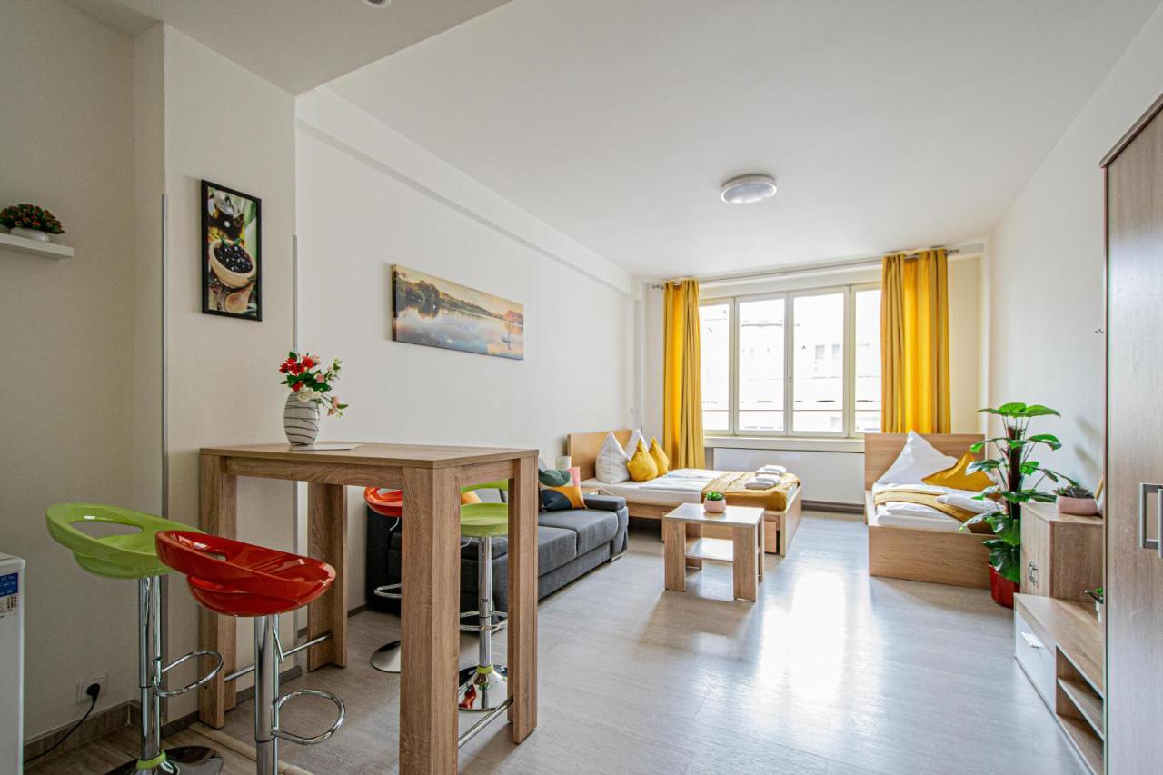 Executive Bright Apt. By Ruterra Prague Exterior photo